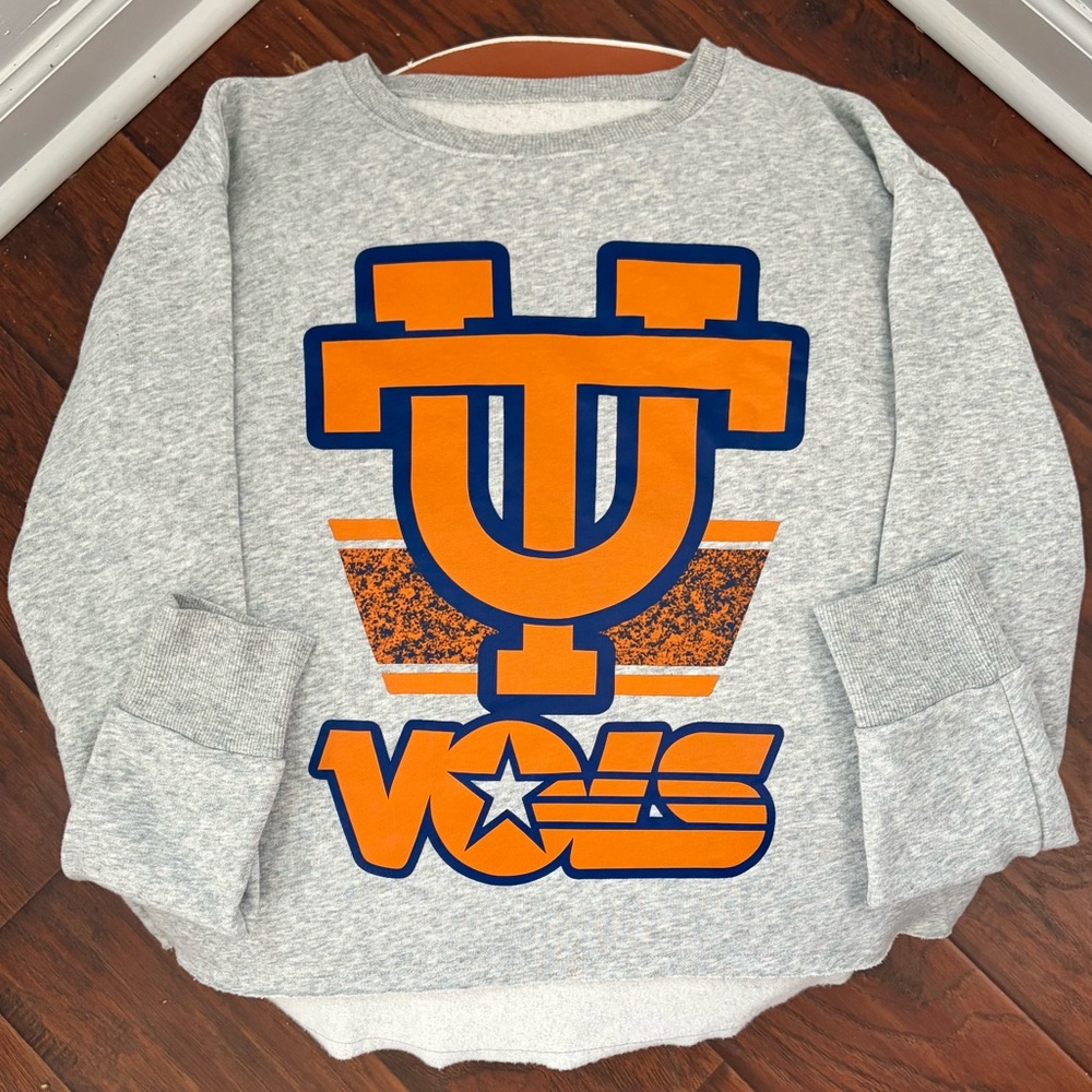 Tennessee Volunteers | Cropped Crewneck | Y-18/20 | WMS SMALL